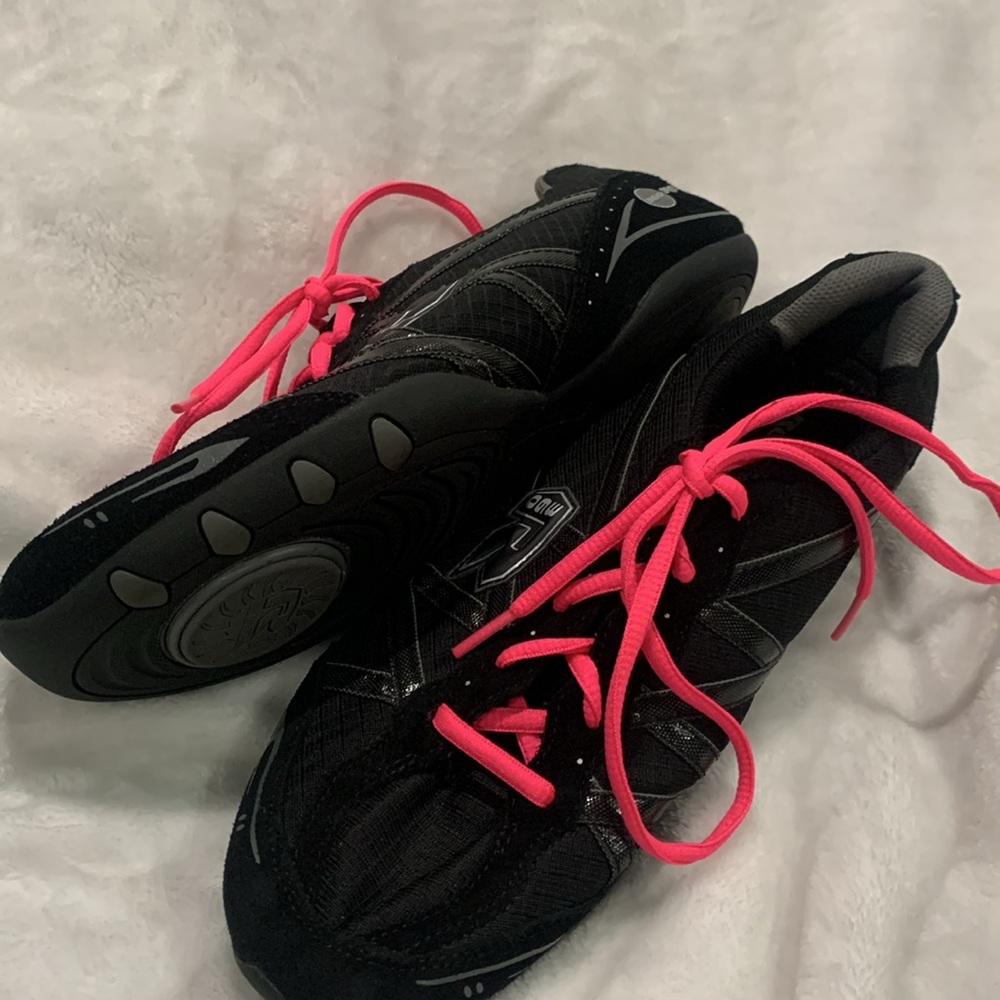 Rev 360 black sneakers with hot pink laces size 10